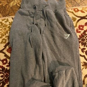 Comfy gymshark sweatpants 🤍